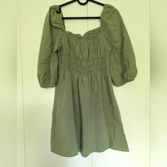 SHEIN sage green peasant dress, Size XS - 3 for 20$ - Picture 3 of 7